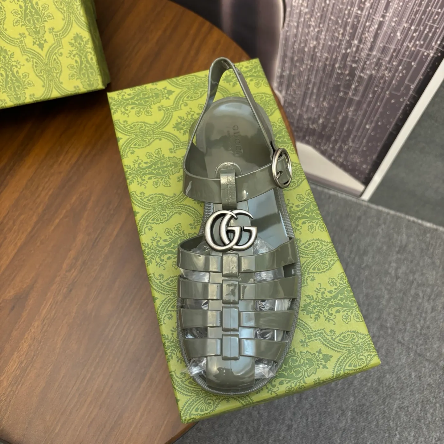 Men's shoes 260💰 [Gucci] Counter quality, top-quality original goods, real photos! Original TPU material, fine workmanship, comfortable; genuine 1:1 replica Size: 36 ~ 46 Half drag: 38 ~ 45